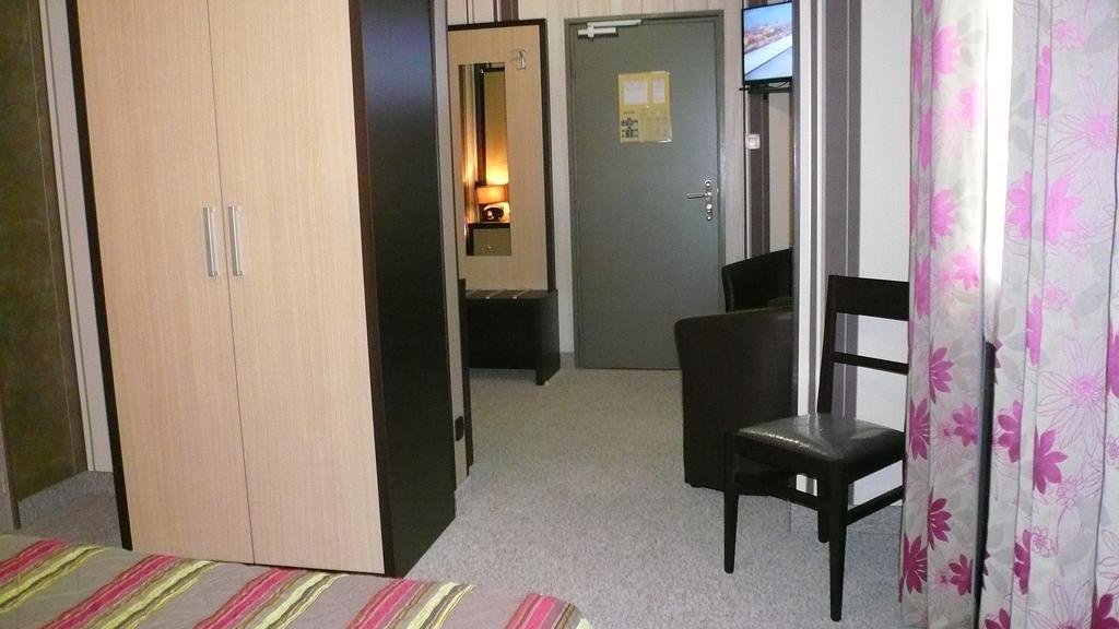 Hotel L'Europeen Tarbes Dış mekan fotoğraf